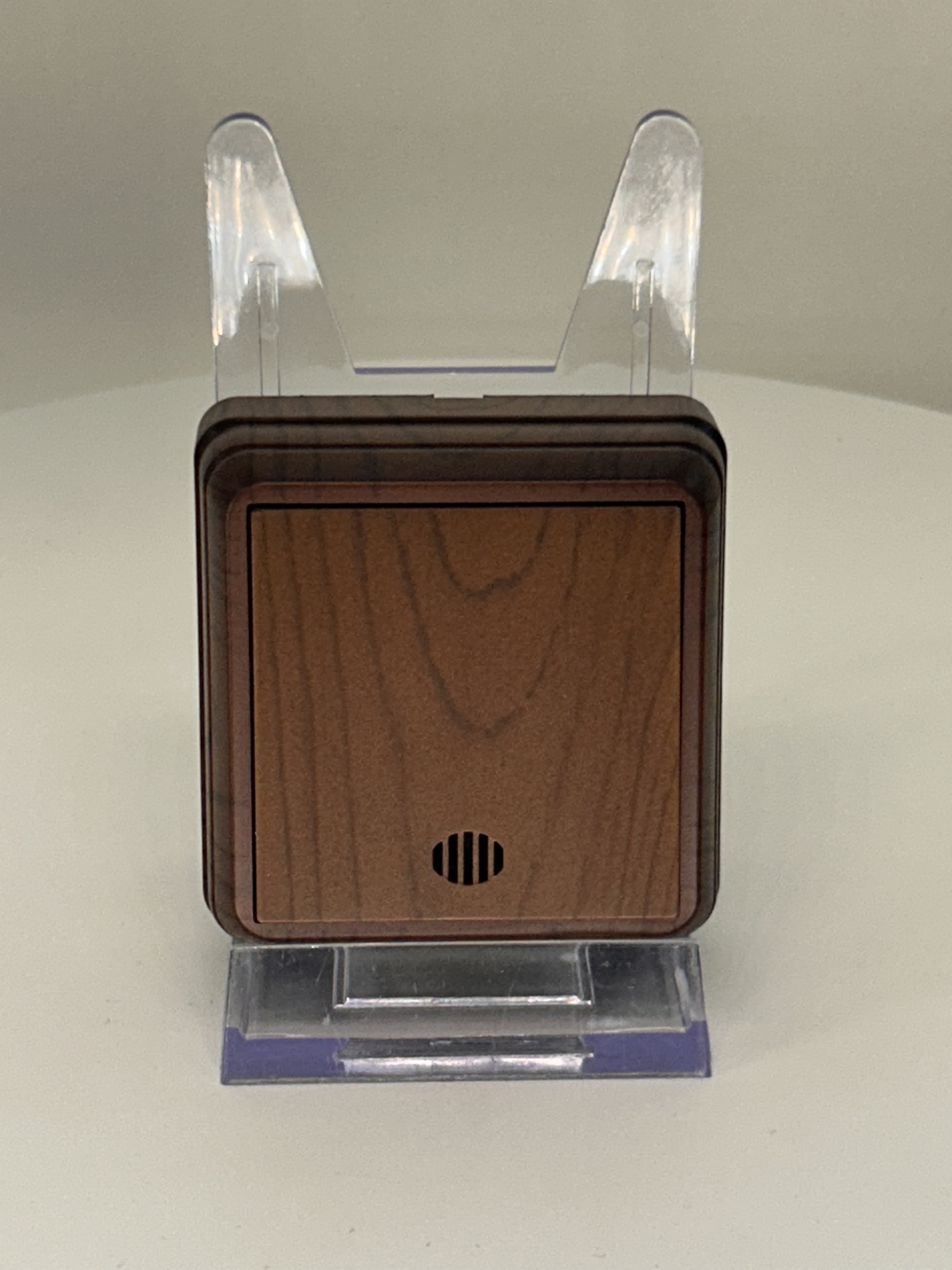 Schalter mit Kontrollleuchte/ Kontrollschalter Walnuss Holzoptik, IP20 -BRON Serie Schalter mit Kontrollleuchte/ Kontrollschalter Walnuss Holzoptik, IP20 -BRON Serie